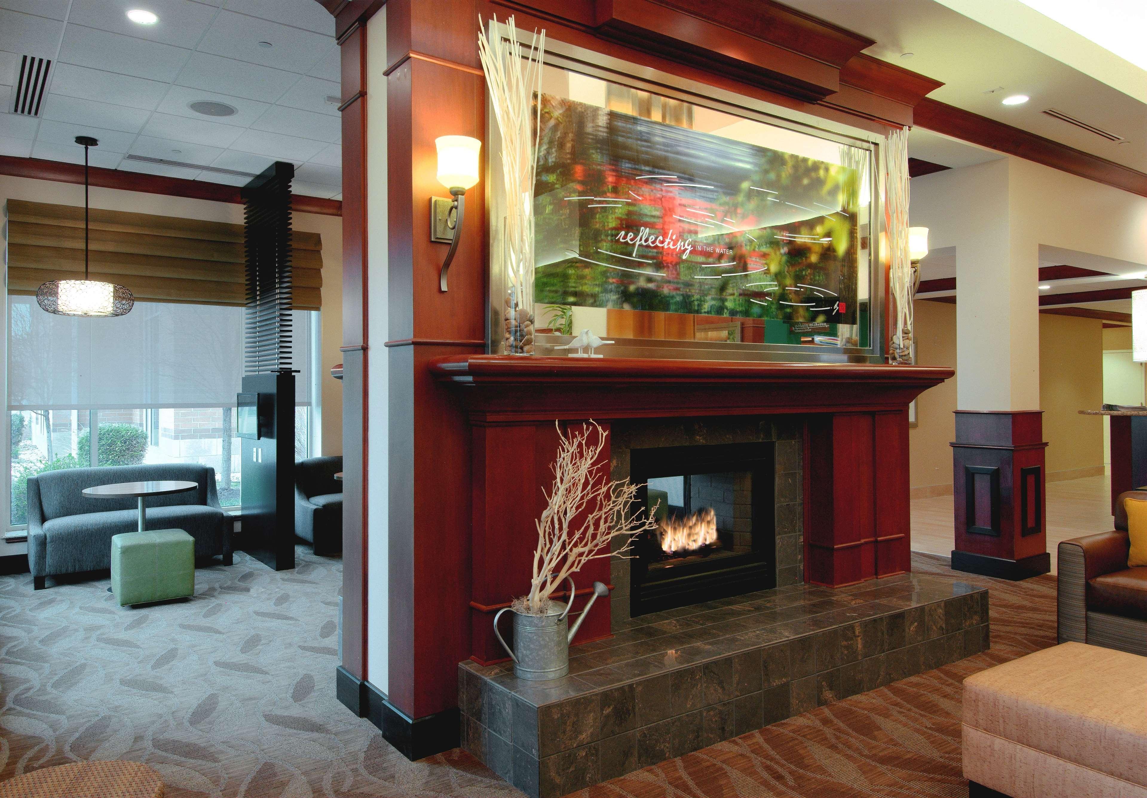 Hilton Garden Inn Rockford Ngoại thất bức ảnh