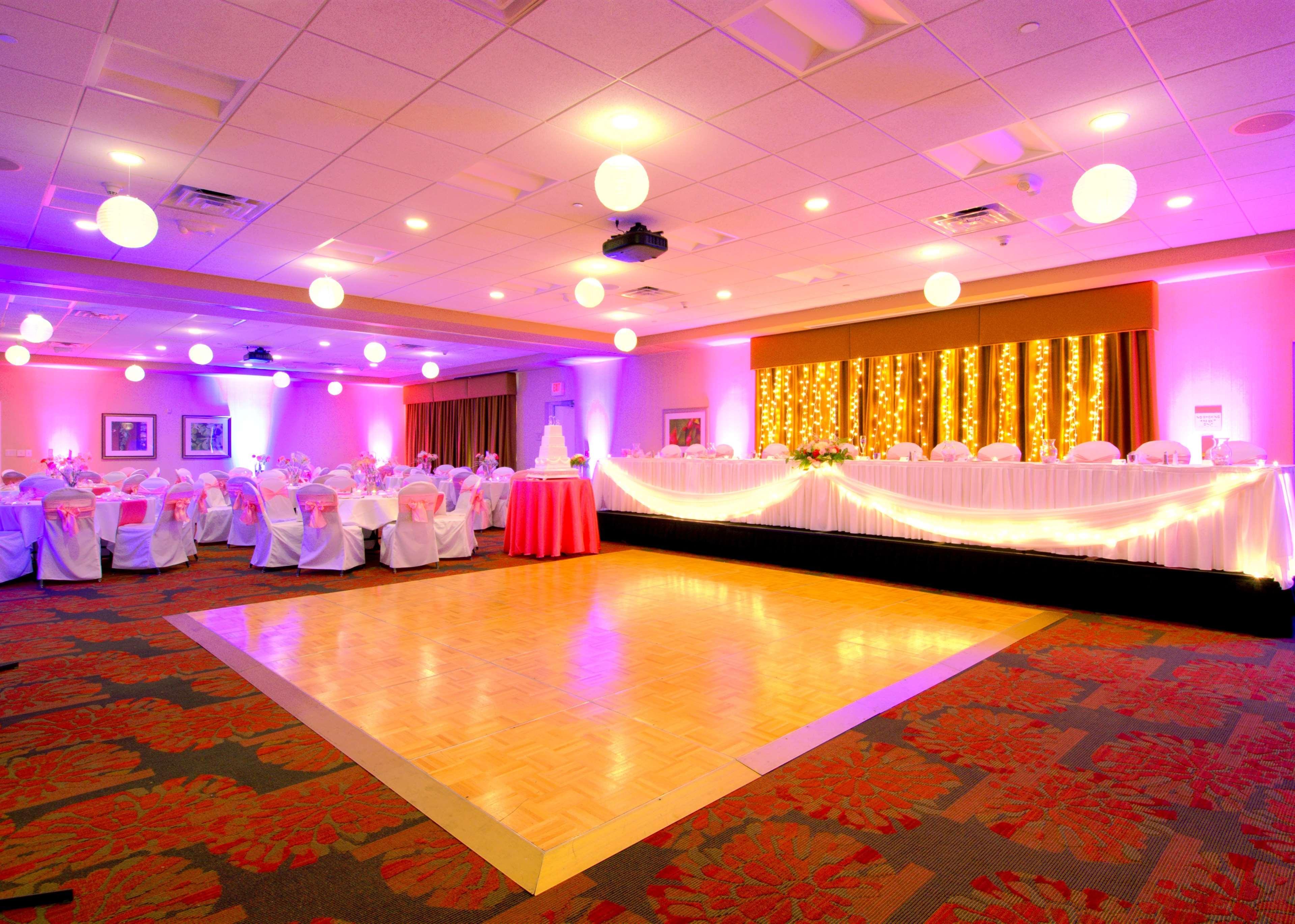 Hilton Garden Inn Rockford Ngoại thất bức ảnh