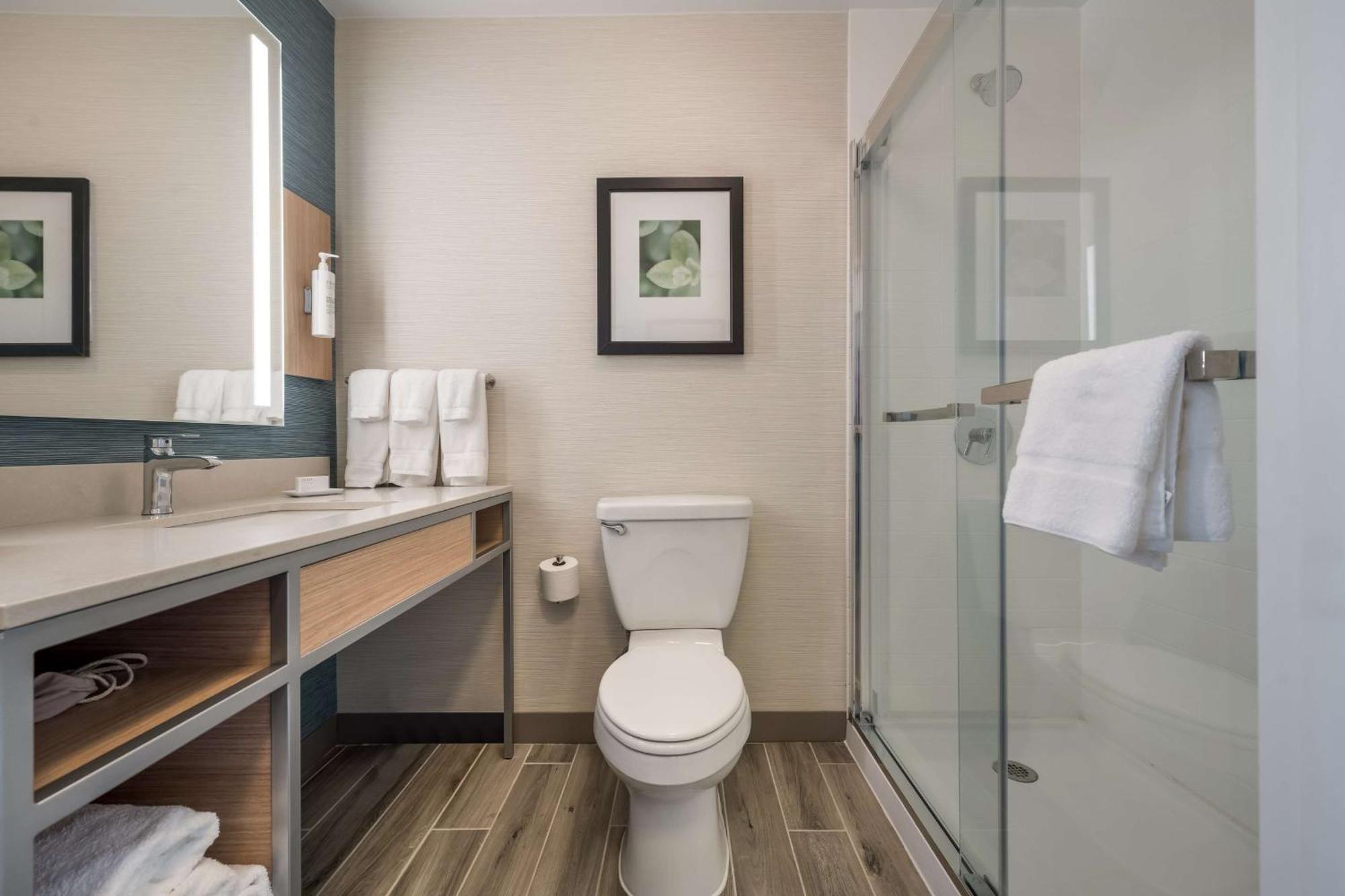 Hilton Garden Inn Rockford Ngoại thất bức ảnh