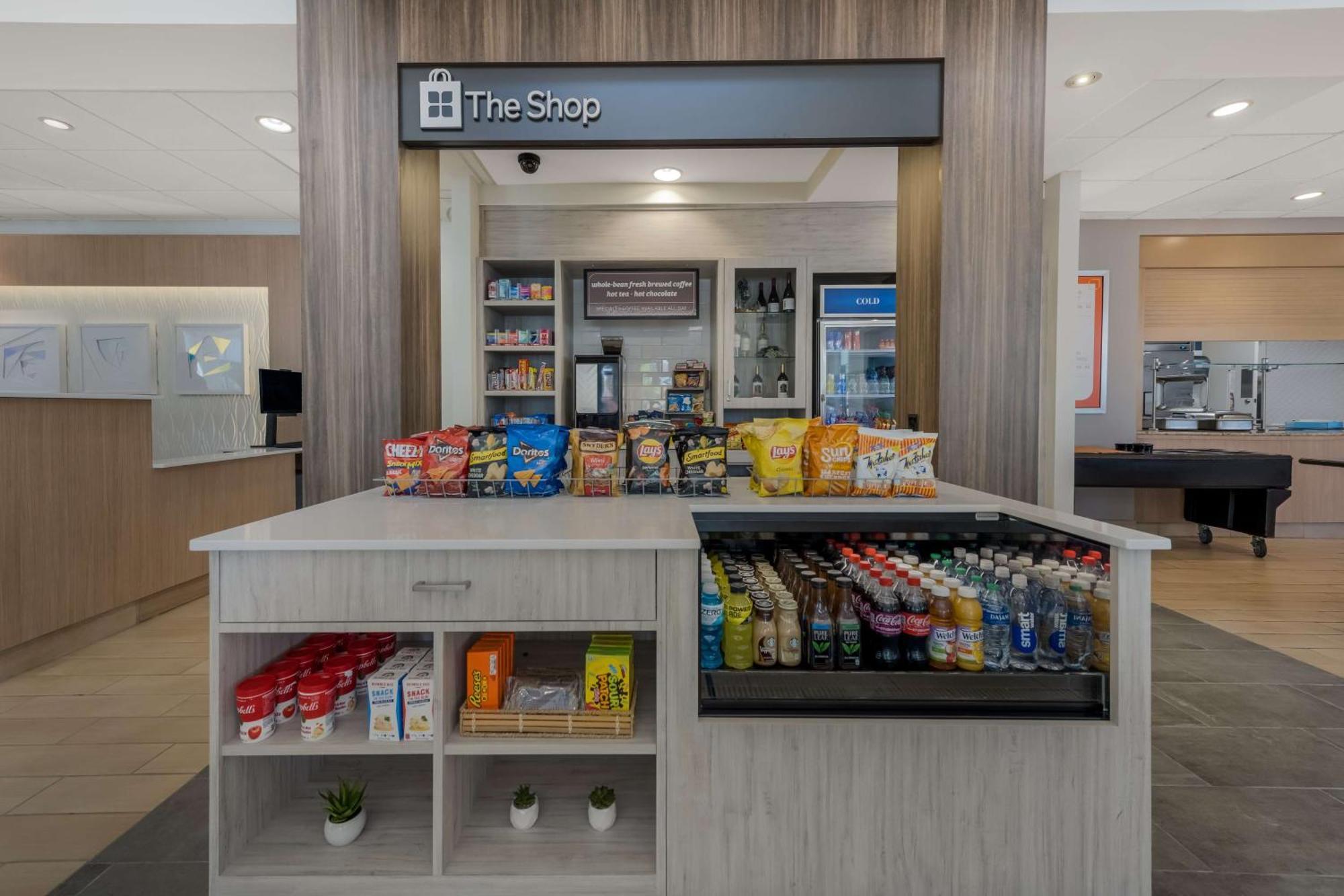 Hilton Garden Inn Rockford Ngoại thất bức ảnh