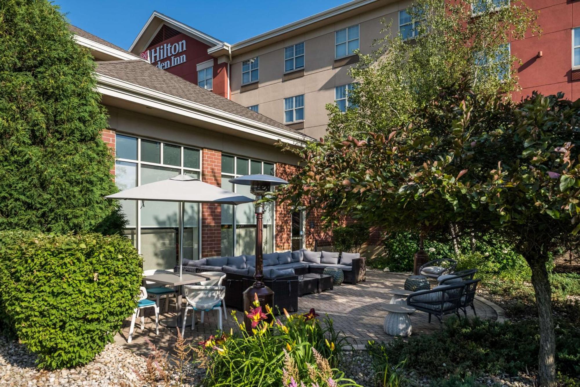 Hilton Garden Inn Rockford Ngoại thất bức ảnh